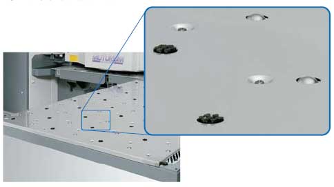 钢球和毛刷混装工作台